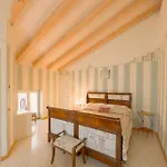 A Casa Di Maria Como